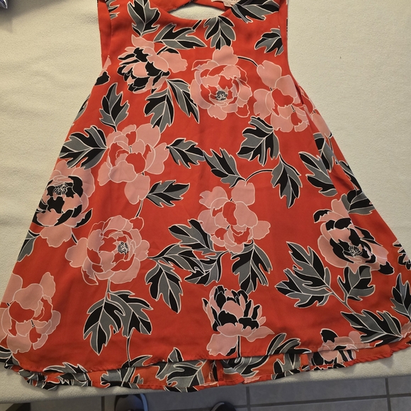 Floral Red and Pink Blouse - Picture 1 of 1